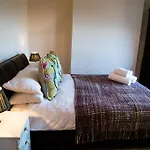 Elite Living Daire *