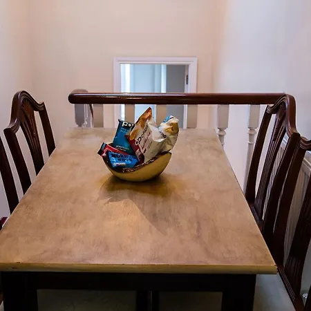Elite Living
