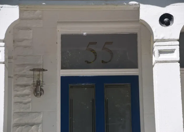 Elite Living Apartment *