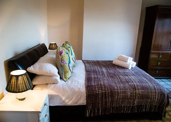 Elite Living Apartment *