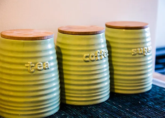 Elite Living Apartment